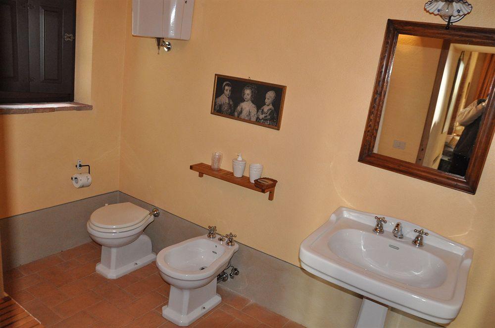 Hotel Borgo Castelvecchi Residenza Depoca Radda In Chianti Esterno foto
